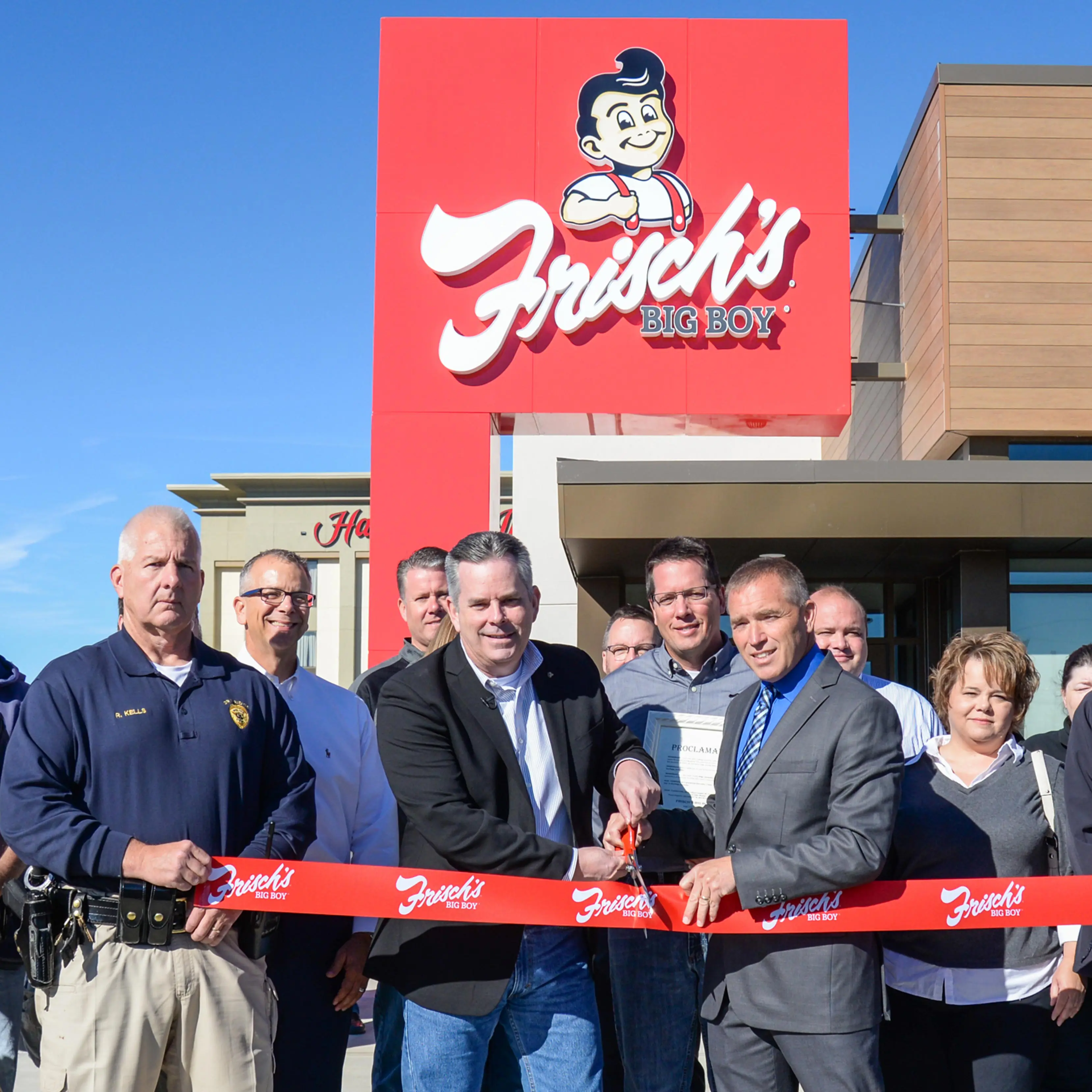 101918_Dry Ridge Opening_06@2x-1-1